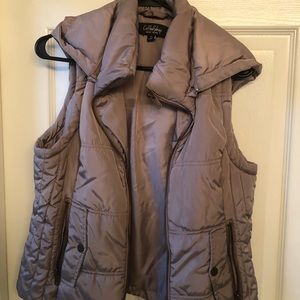 Women’s vest from Buckle